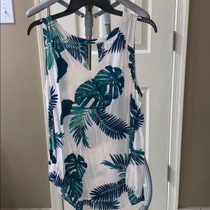 Palm Leaf Tank